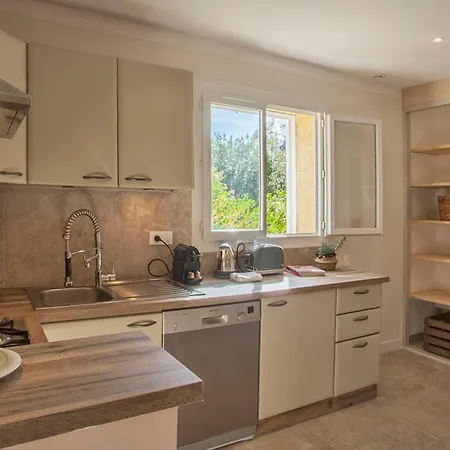 Maisonnette Yucca 2 à 4 Personnes Calvi (Corsica)