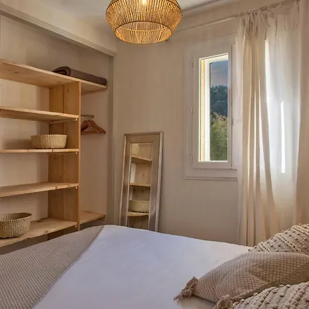 Maisonnette Yucca 2 à 4 Personnes * Calvi (Corsica)