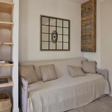 Maisonnette Yucca 2 à 4 Personnes * Calvi (Corsica)